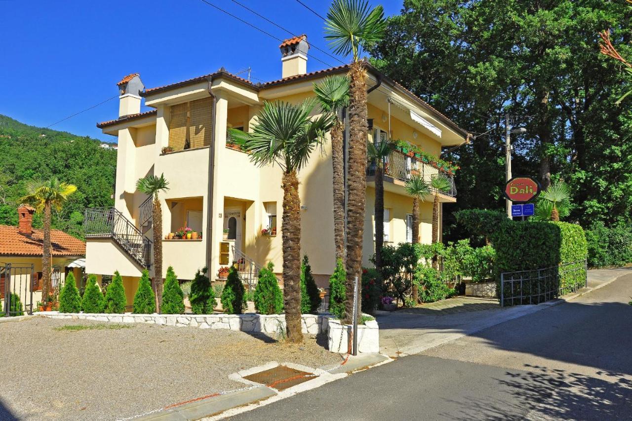 Apartments With A Parking Space Opric, Opatija - 7728 Lovran Ngoại thất bức ảnh