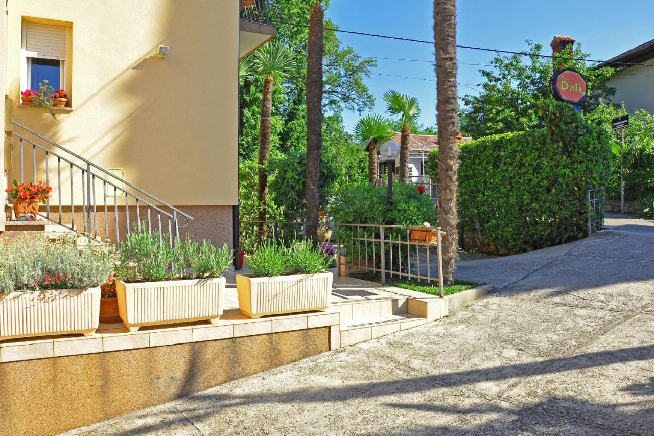 Apartments With A Parking Space Opric, Opatija - 7728 Lovran Ngoại thất bức ảnh